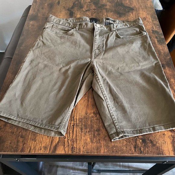 h&m slim fit jean shorts - Picture 7 of 7